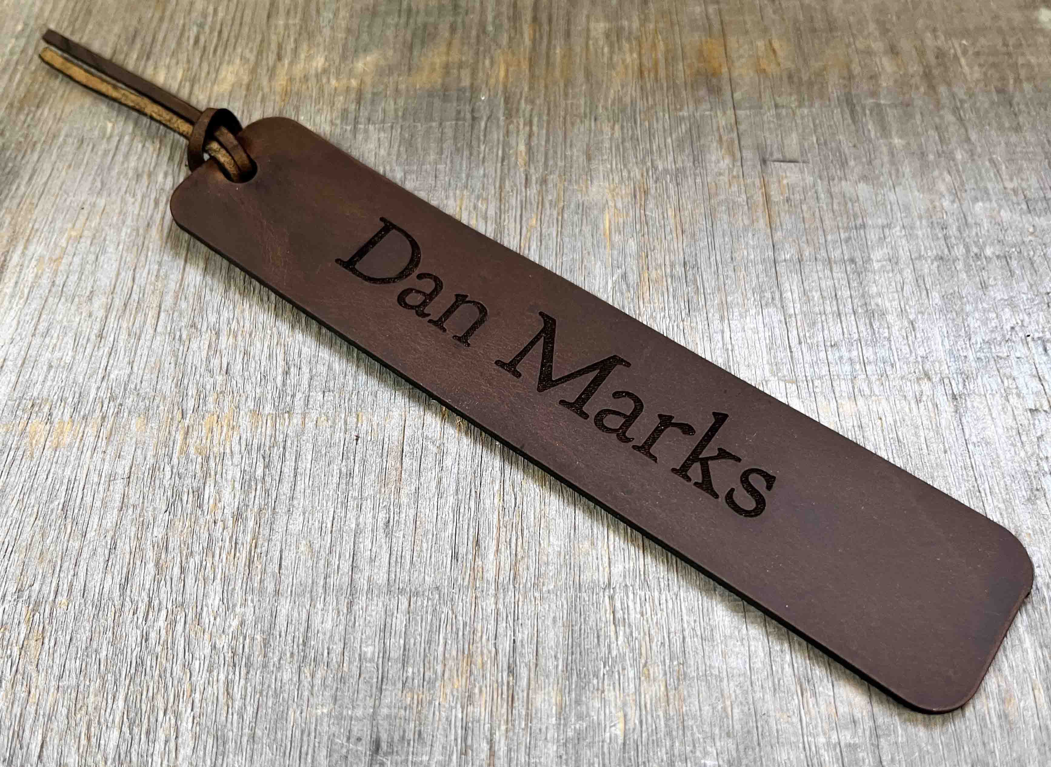 Bookmark Premium Leather Engraved.