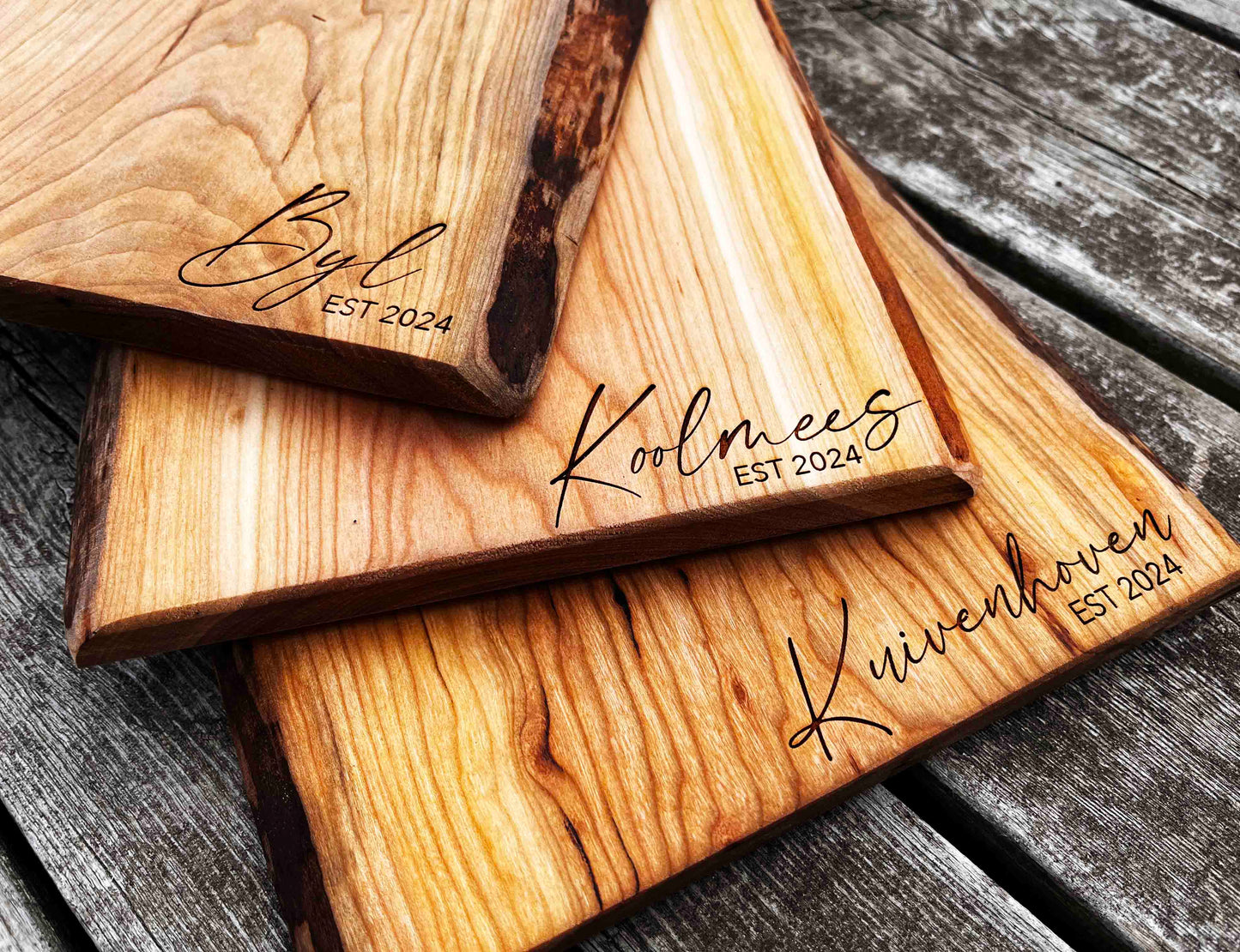 ARTISAN SOLID WOOD CUTTING/SERVING BOARD DESIGN 10 Memories Made Custom