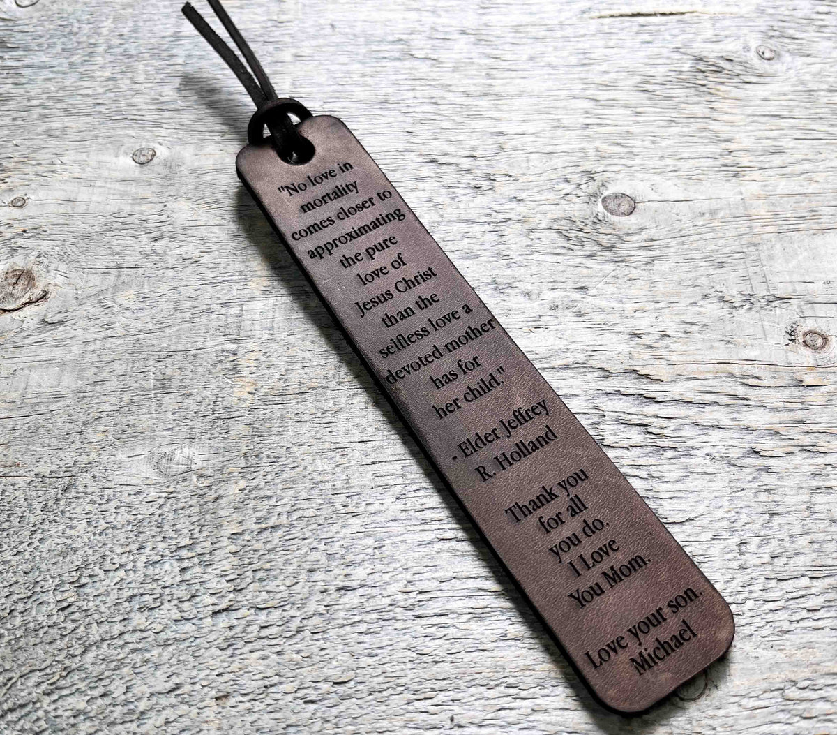 Bookmark Premium Leather Engraved.
