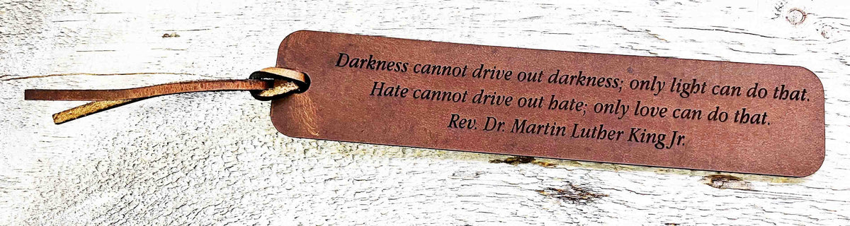 Bookmark Premium Leather Engraved.