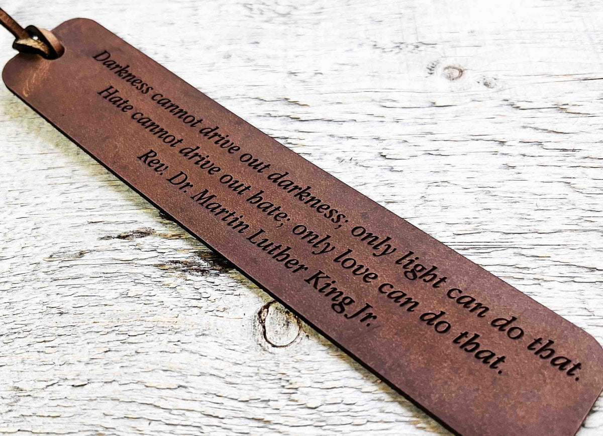 Bookmark Premium Leather Engraved.