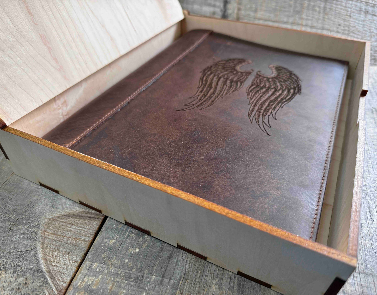 Sketchbook Premium Leather Engraved