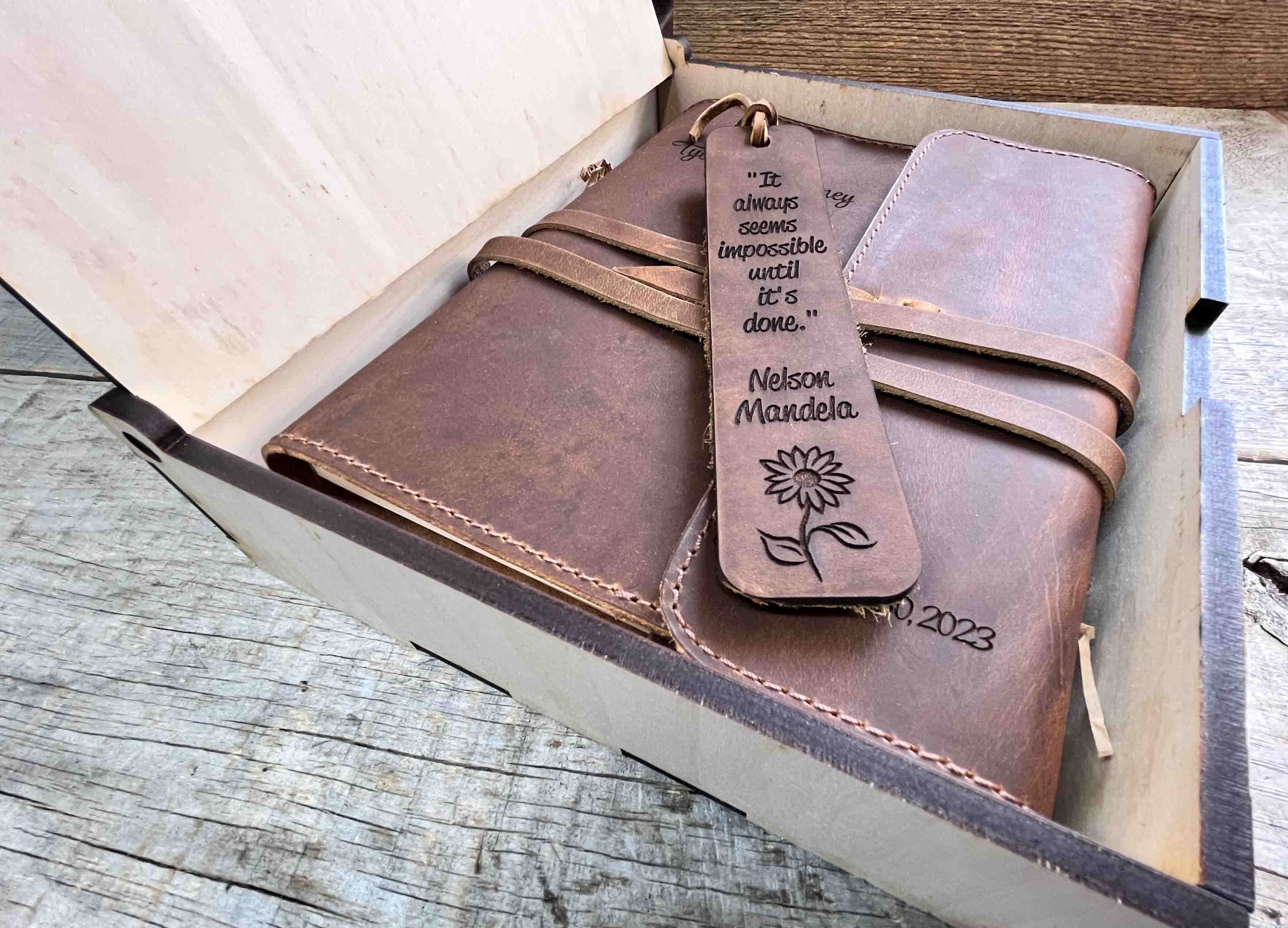 Personalized Gift Box Set - 3 Initials Engraving – Grain+Oak