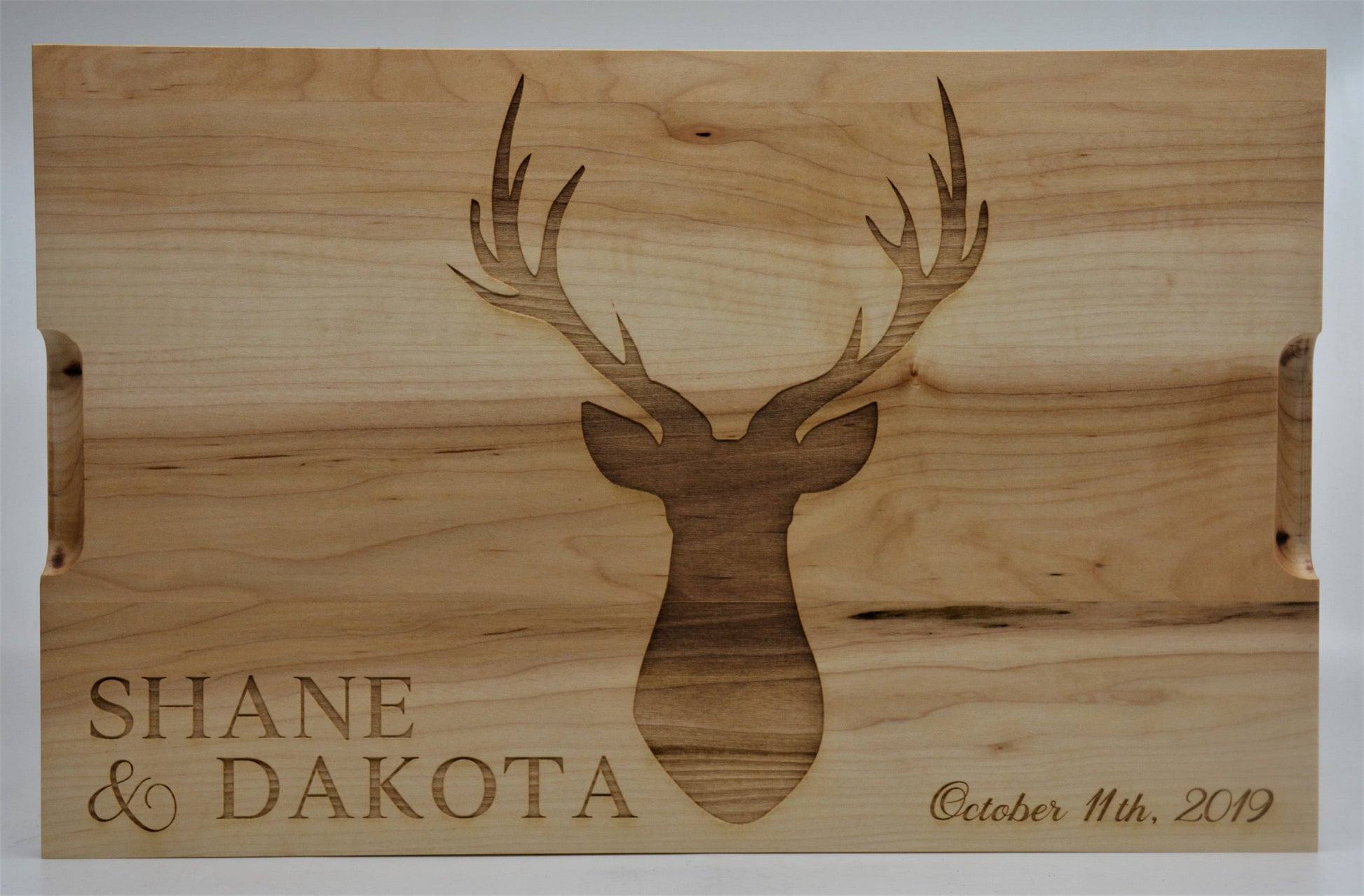 Solid Maple Cutting Board With Deer Head Design 65.