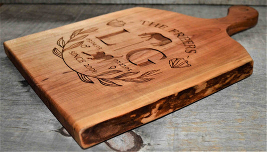 ARTISAN SOLID WOOD CUTTING/SERVING BOARD DESIGN 1.