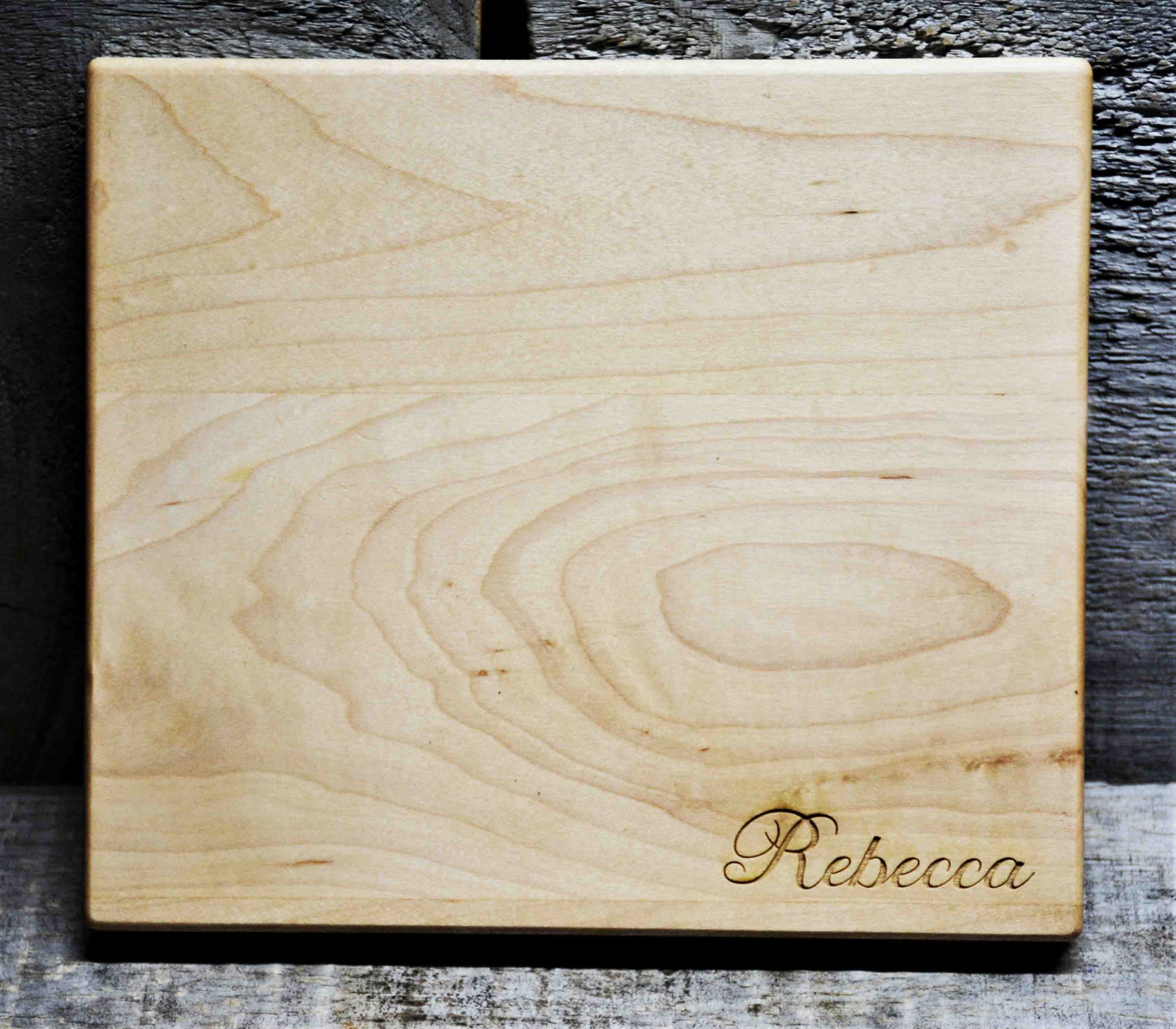 MINI WOOD CUTTING BOARD WITH ROUNDED CORNERS AND EDGES 7" X 8" X ¾".