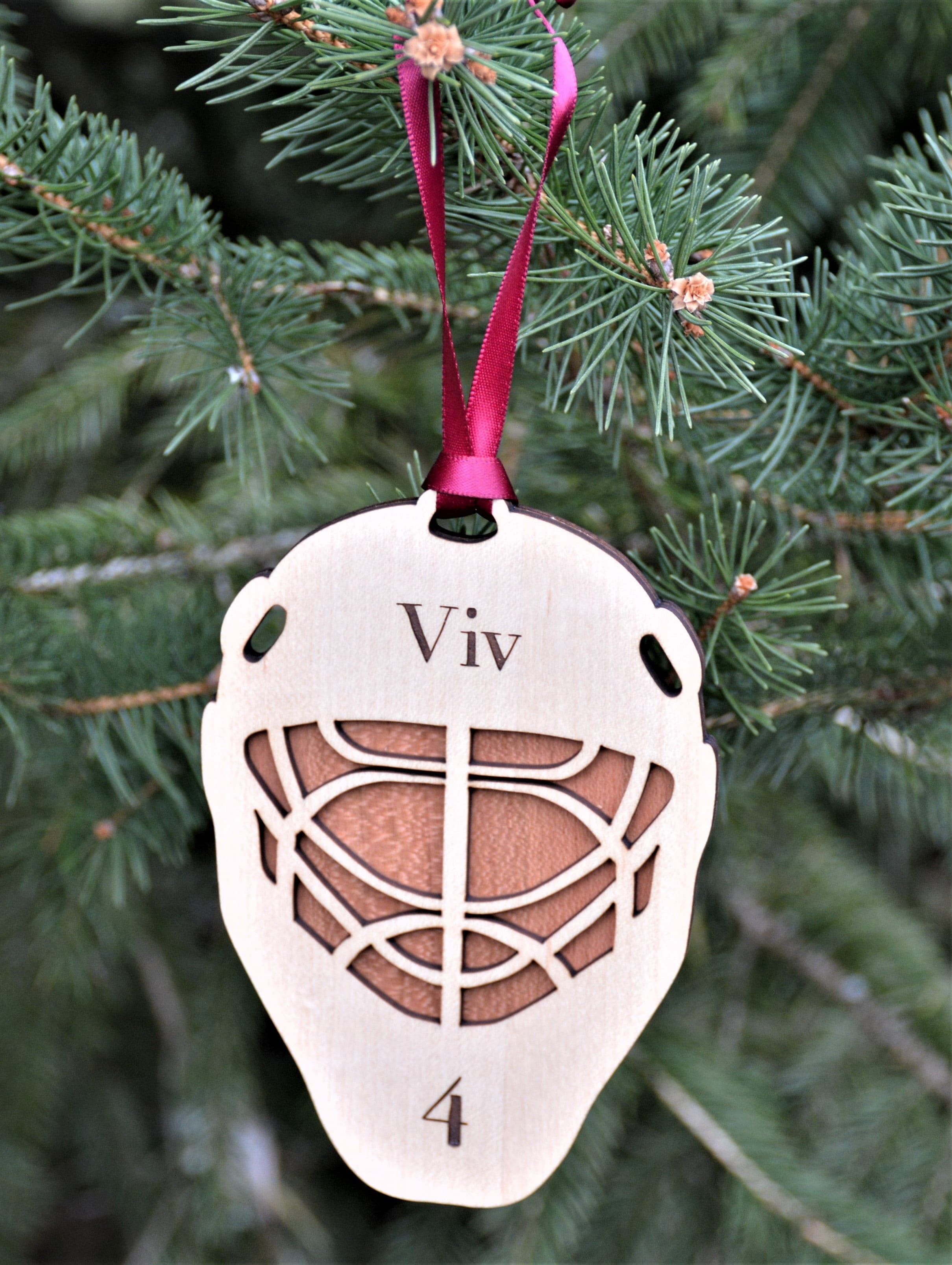 Hockey Goalie Mask Ornament.