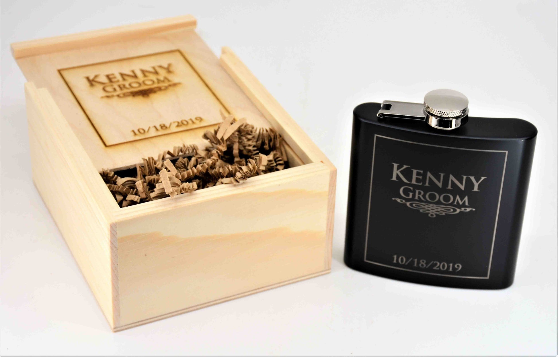 Custom Engraved Flasks Design 3.