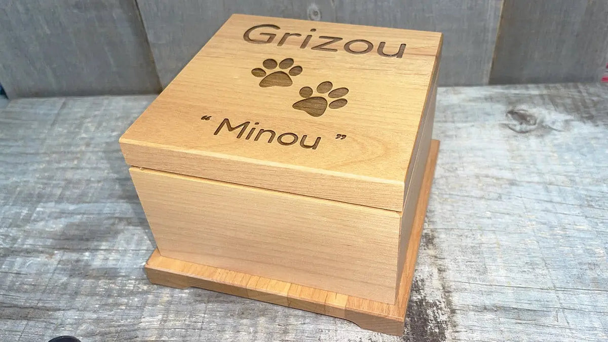 Pet Funeral Urns.